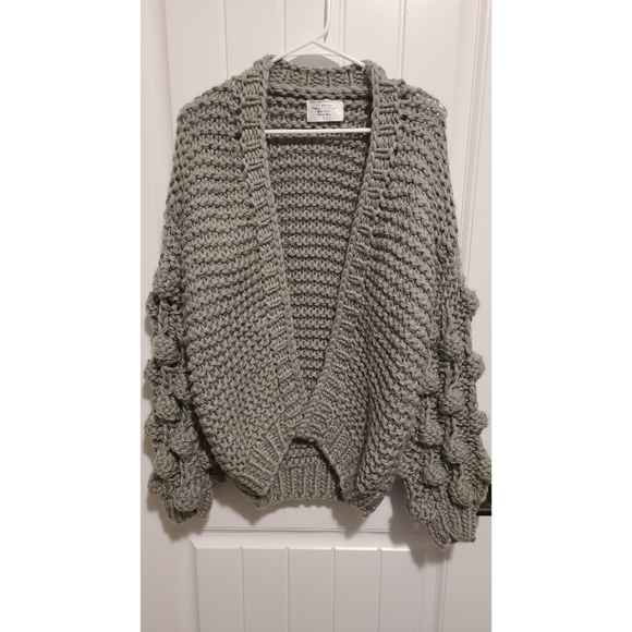 Built by Dreamers chunky knit sweater cardigan - Picture 1 of 5